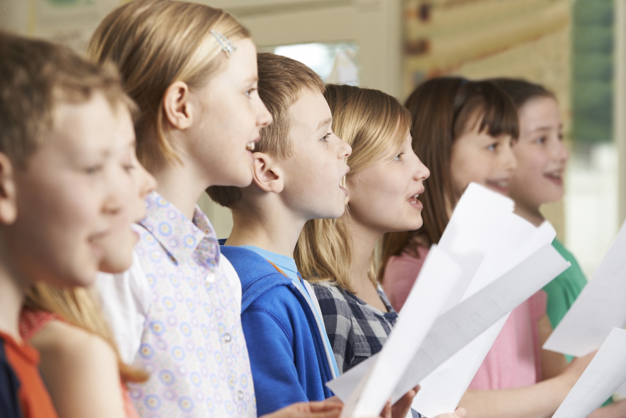 Quali canti proporre a scuola per un’attività vocale divertente, stimolante, formativa, inclusiva?